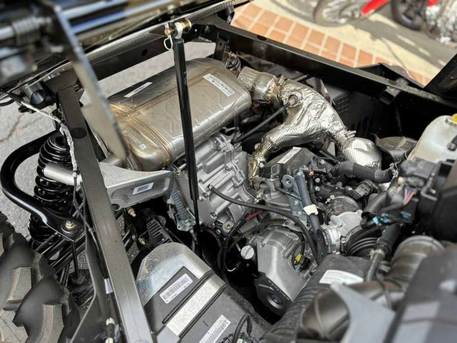 2024 Can-Am Defender MAX DPS HD10