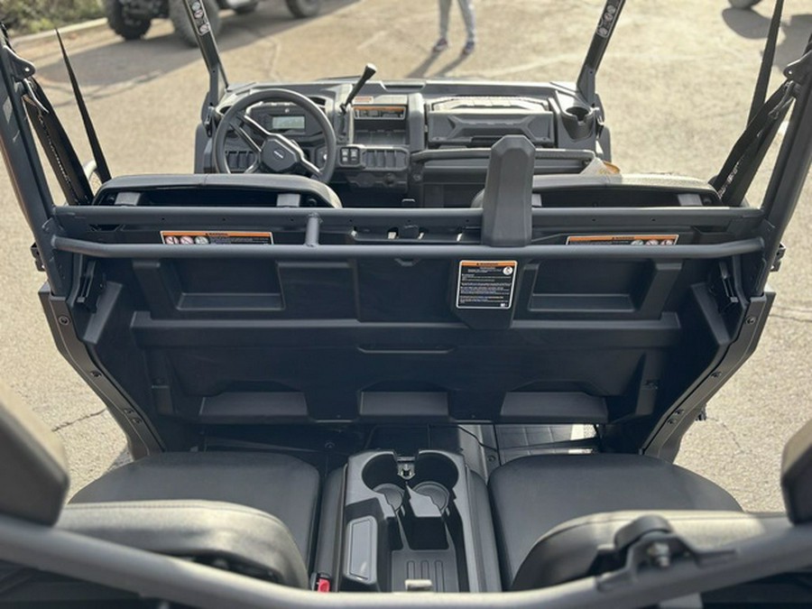 2024 Can-Am Defender MAX DPS HD10