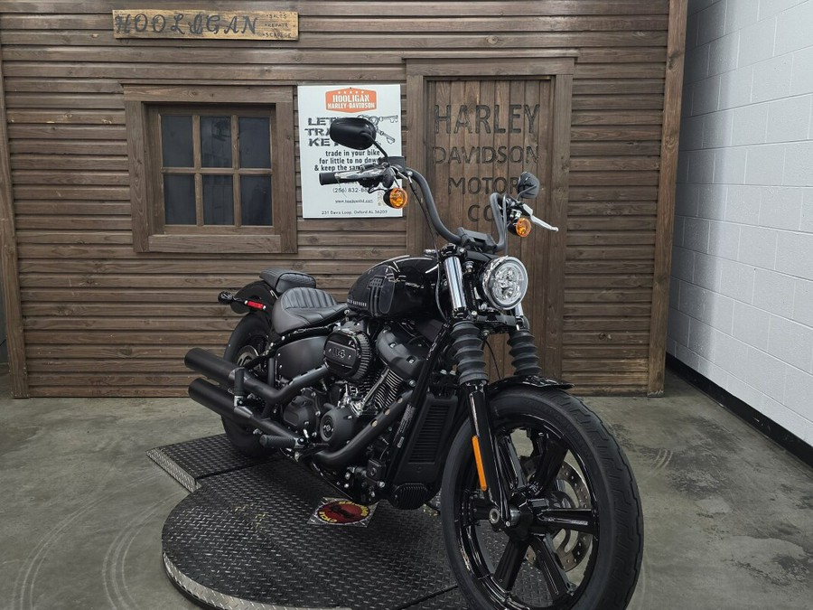 2024 Harley-Davidson Street Bob 114 VIVID BLACK