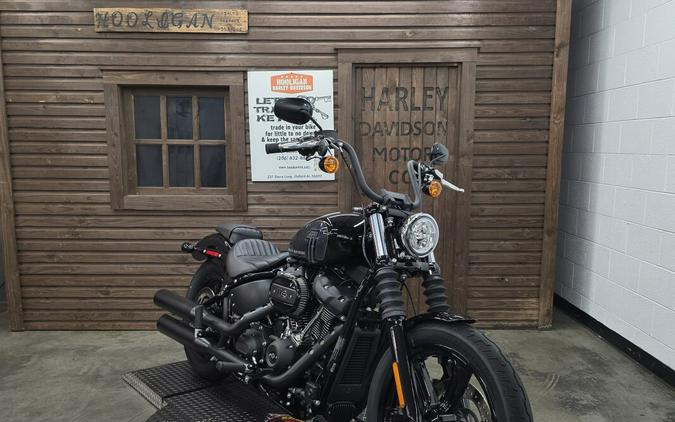2024 Harley-Davidson Street Bob 114 VIVID BLACK