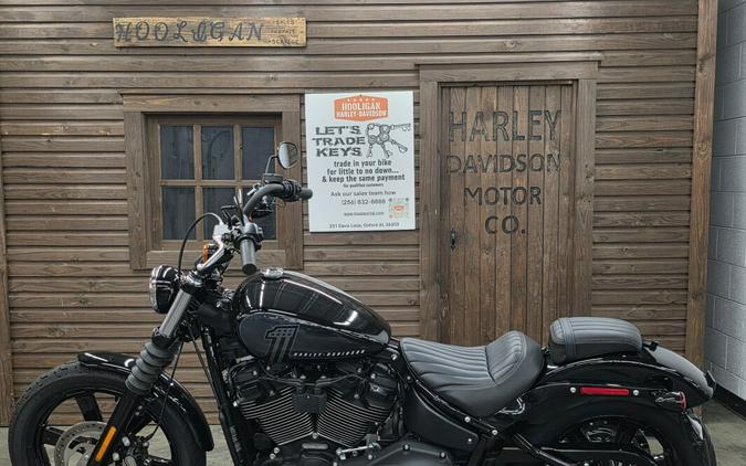 2024 Harley-Davidson Street Bob 114 VIVID BLACK