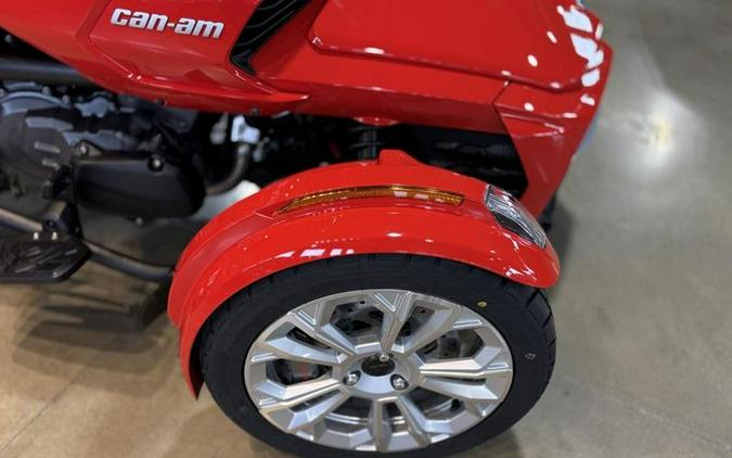 2025 Can-Am® Spyder F3 Limited Platine Wheels