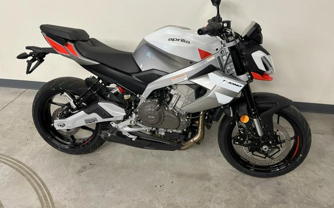 2026 Aprilia Tuono 457