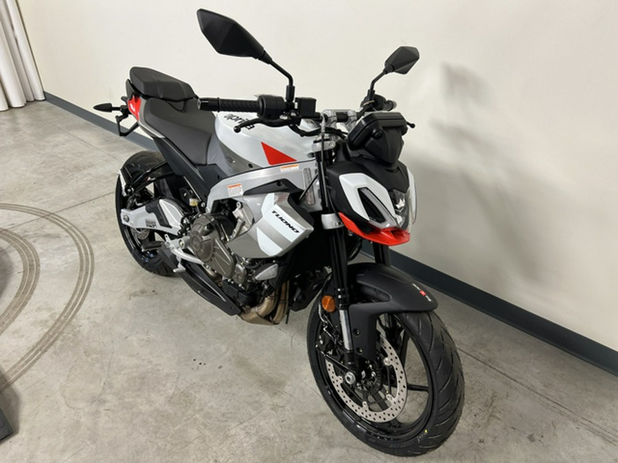 2026 Aprilia Tuono 457