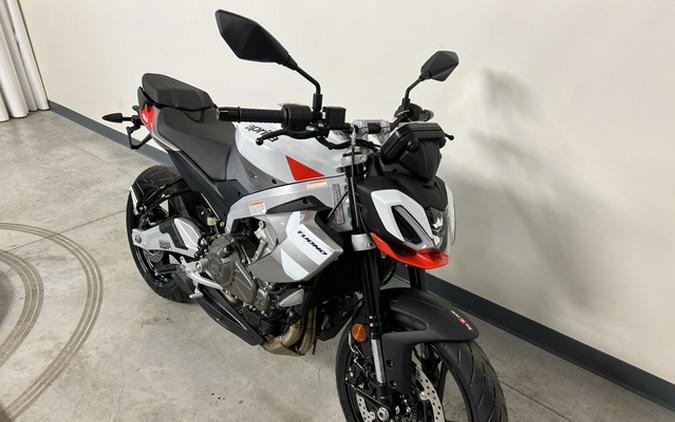 2026 Aprilia Tuono 457