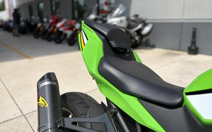 2025 Kawasaki NINJA ZX400