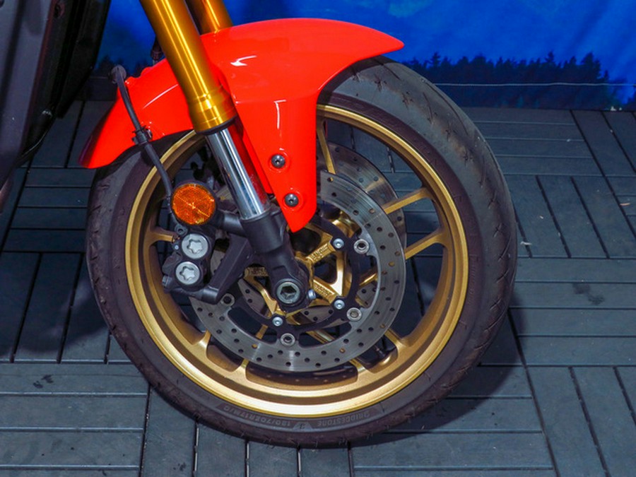 2025 Yamaha XSR 900