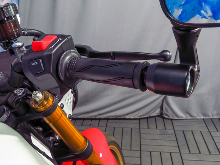 2025 Yamaha XSR 900