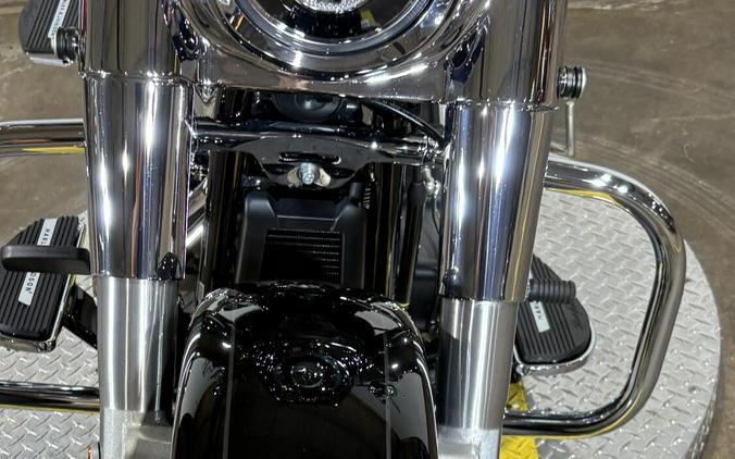 2022 Harley-Davidson® Fat Boy® 114 Vivid Black