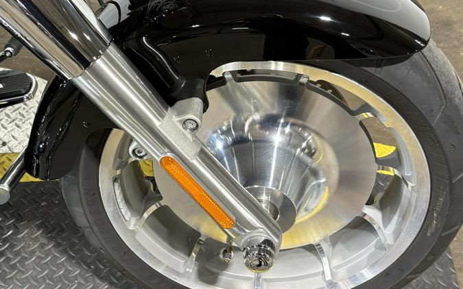 2022 Harley-Davidson® Fat Boy® 114 Vivid Black