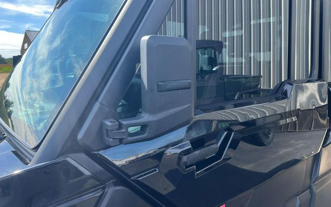 2024 Can-Am® Defender MAX Lone Star Cab HD10
