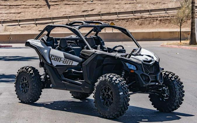 2024 Can-Am® Maverick X3 DS Turbo Catalyst Gray