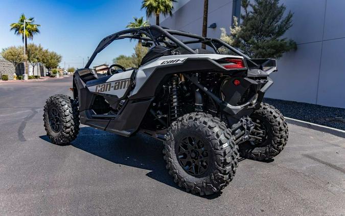 2024 Can-Am® Maverick X3 DS Turbo Catalyst Gray