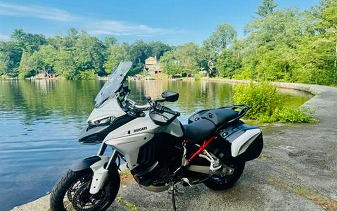 2024 Ducati Multistrada V4 S Travel & Radar