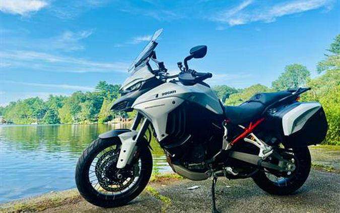 2024 Ducati Multistrada V4 S Travel & Radar