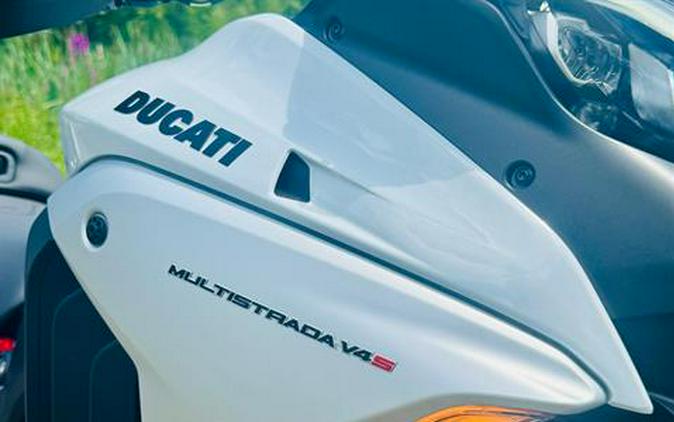 2024 Ducati Multistrada V4 S Travel & Radar