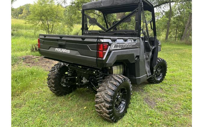 2025 Polaris Industries RANGER XP 1000 PREMIUM - ONYX BLACK