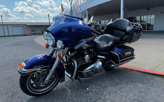 2007 Harley-Davidson® Electra Glide® Ultra Classic® Deep Cobalt