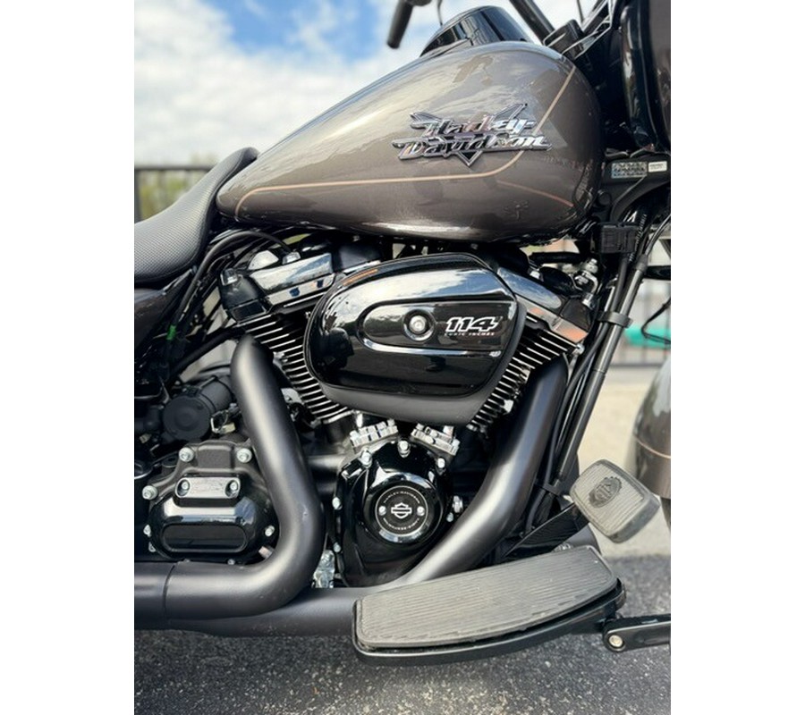 2023 Harley-Davidson® Road Glide® 3 FLTRT