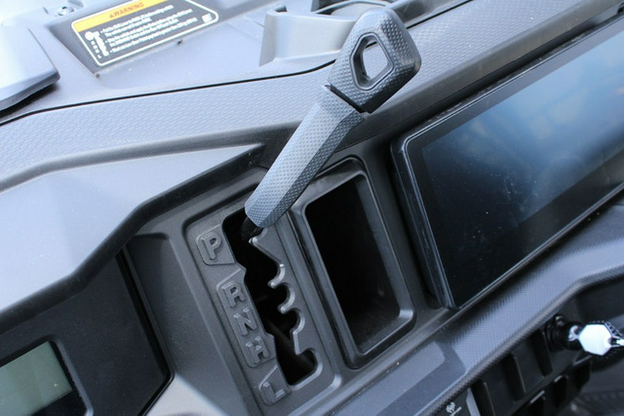 2026 Can-Am Defender MAX XT HD11 With 10.25 In.Display