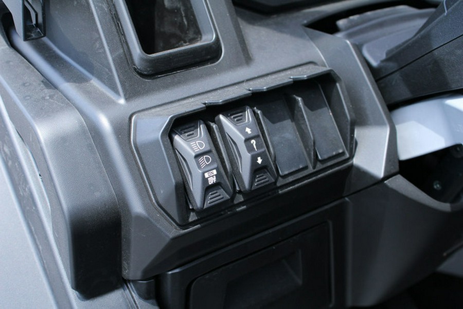 2026 Can-Am Defender MAX XT HD11 With 10.25 In.Display