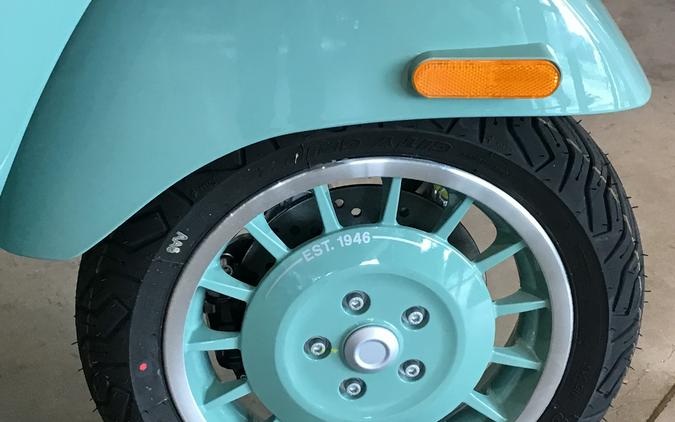 2027 Vespa GTS 310