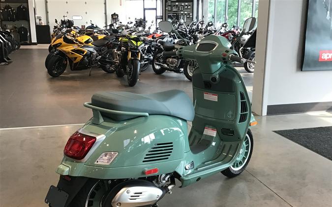 2027 Vespa GTS 310