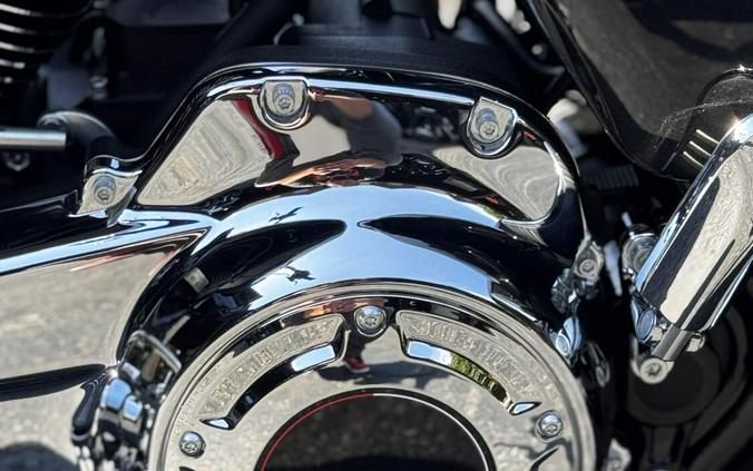 2026 Harley-Davidson® Road Glide® Midnight Ember