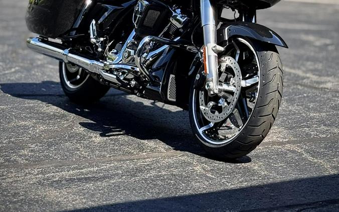 2026 Harley-Davidson® Road Glide® Midnight Ember