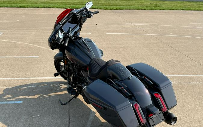 2026 Harley-Davidson® CVO Street Glide ST Inferno Gray