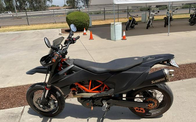 690R SMC 2020 690 SMC R