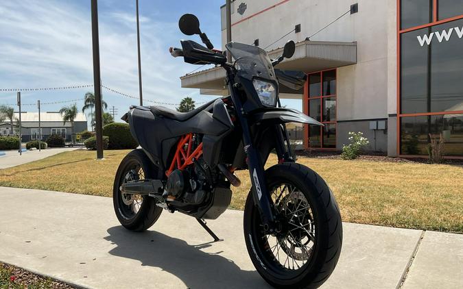 690R SMC 2020 690 SMC R