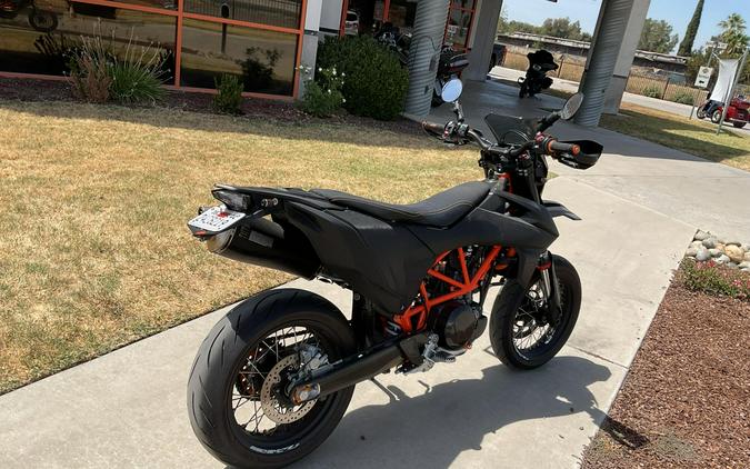 690R SMC 2020 690 SMC R
