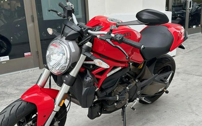 2015 Ducati Monster 821 Red