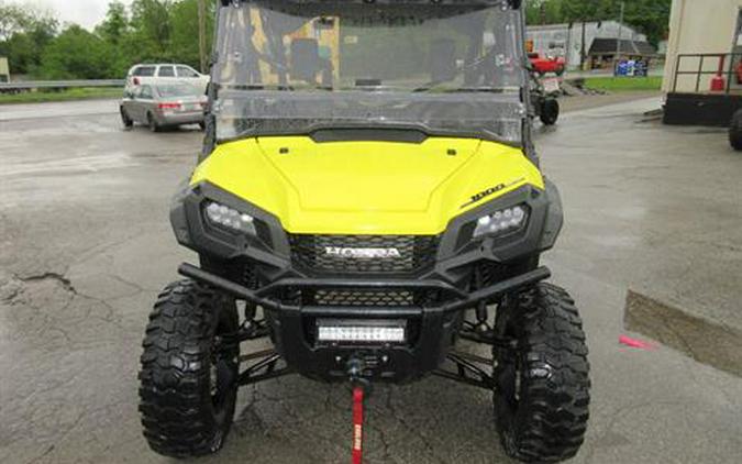 2018 Honda Pioneer 1000-5 Deluxe