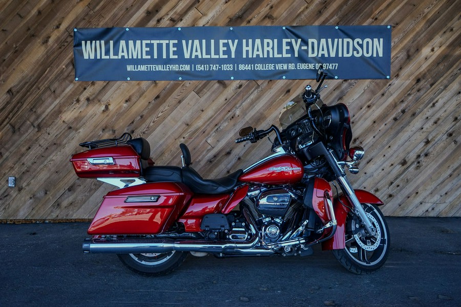 2018 Harley-Davidson Street Glide® Base