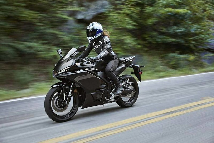 2025 Yamaha YZF-R3 ABS CA