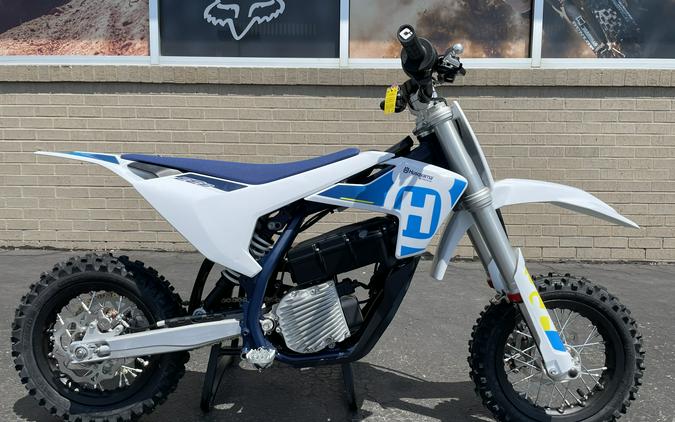 2024 Husqvarna EE 5