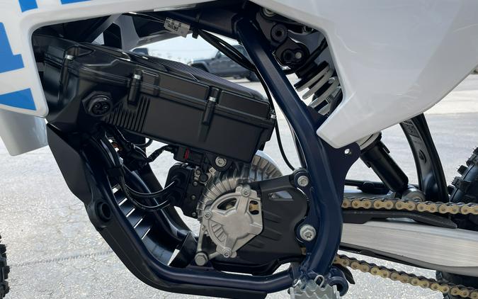 2024 Husqvarna EE 5