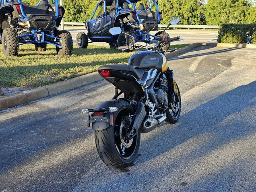 2025 Triumph Trident 660 Cosmic Yellow/Sapphire Black 660