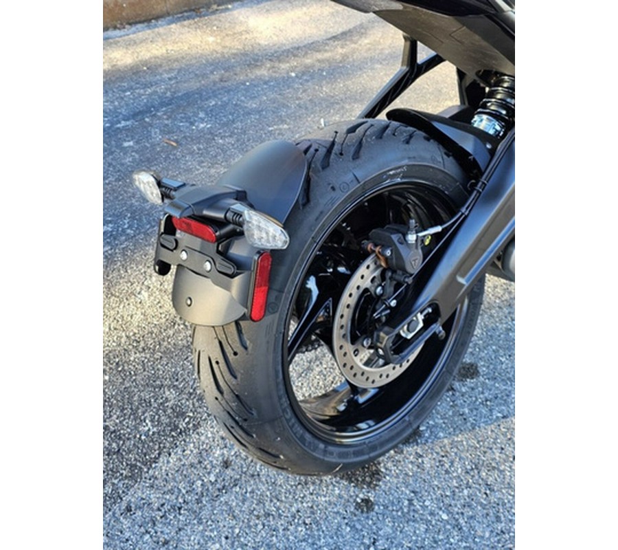 2025 Triumph Trident 660 Cosmic Yellow/Sapphire Black 660