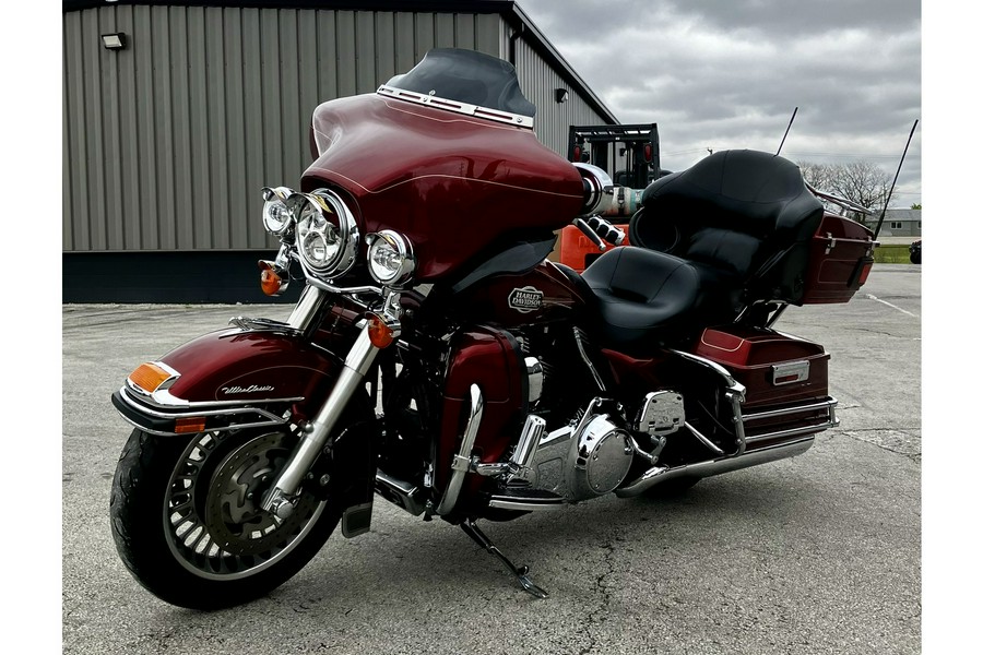 2009 Harley-Davidson® FLHTCU - Electra Glide Ultra Classic