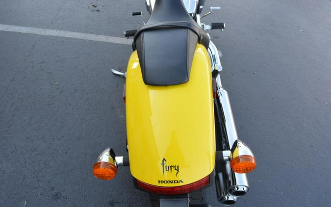 2023 Honda® VT13CXP