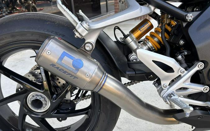 2025 Triumph Speed Triple 1200 RS Jet Black 1200 RS