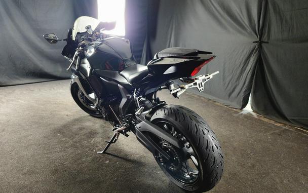 2022 YAMAHA YZFR7 - F0000476