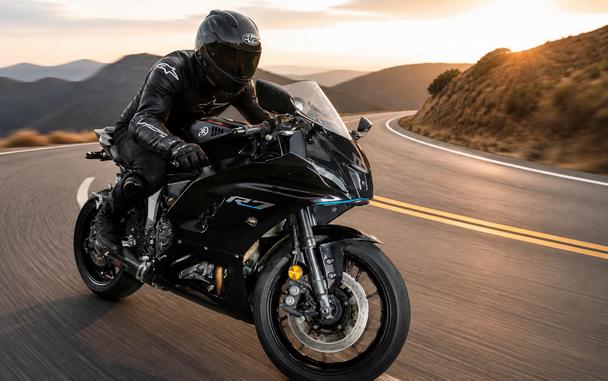 2022 YAMAHA YZFR7 - F0000476