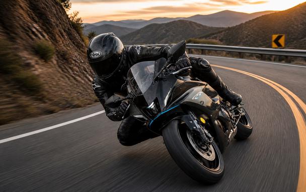 2022 YAMAHA YZFR7 - F0000476