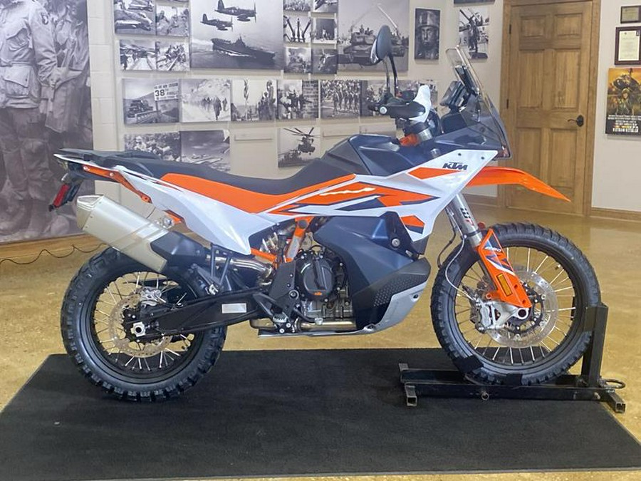 2024 KTM 890 Adventure R