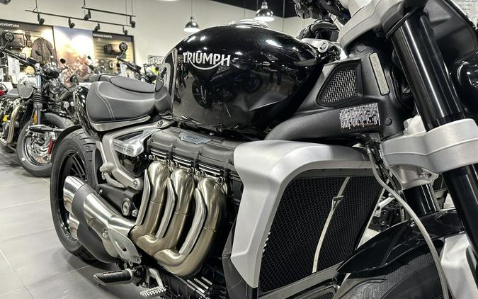 2024 Triumph Rocket 3 R Sapphire Black