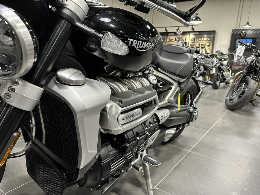 2024 Triumph Rocket 3 R Sapphire Black